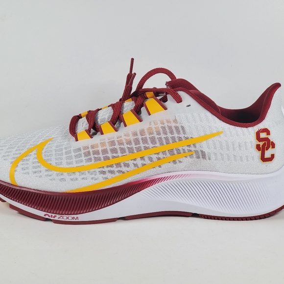 usc nike pegasus